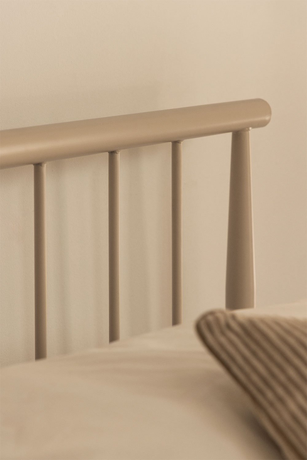 Cama en hierro Amaia, imagen de galería 2