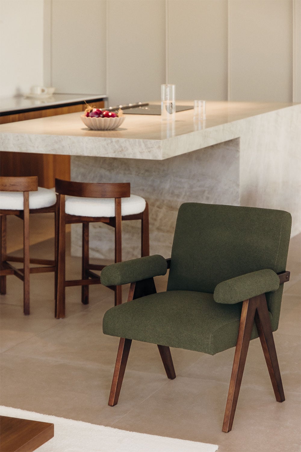 Pack de 2 sillones en madera y tela bouclé Lucca, imagen de galer&iacute;a 1