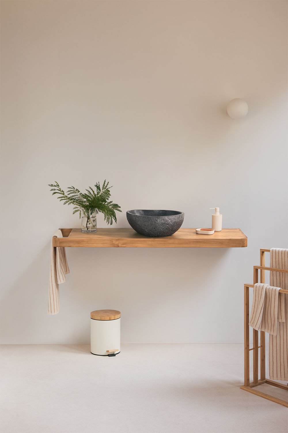 Conjunto de mueble de baño 130x45 cm suspendido en madera de teca Neill, imagen de galer&iacute;a 1