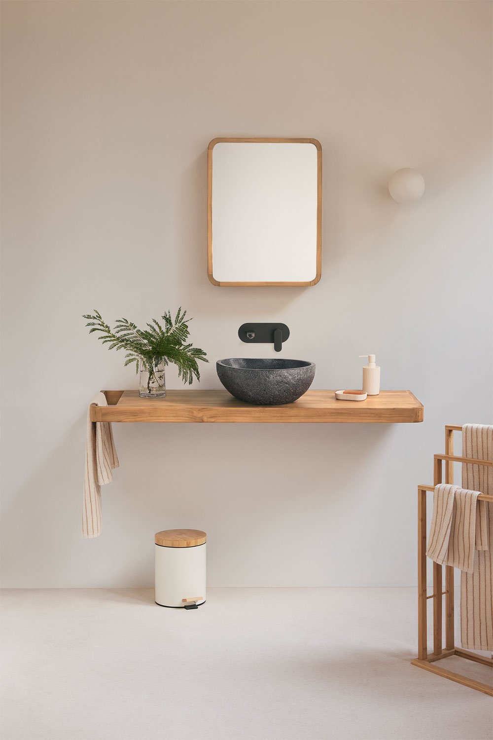 Conjunto de mueble de baño 130x45 cm suspendido en madera de teca Neill, imagen de galer&iacute;a 1