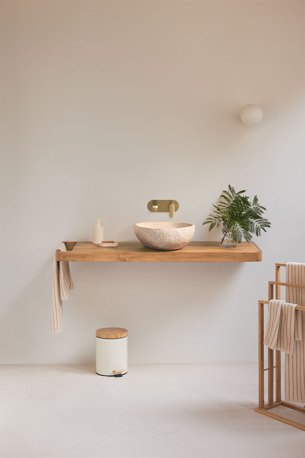 Conjunto de mueble de baño 130x45 cm suspendido en madera de teca Neill, imagen de galer&iacute;a 1