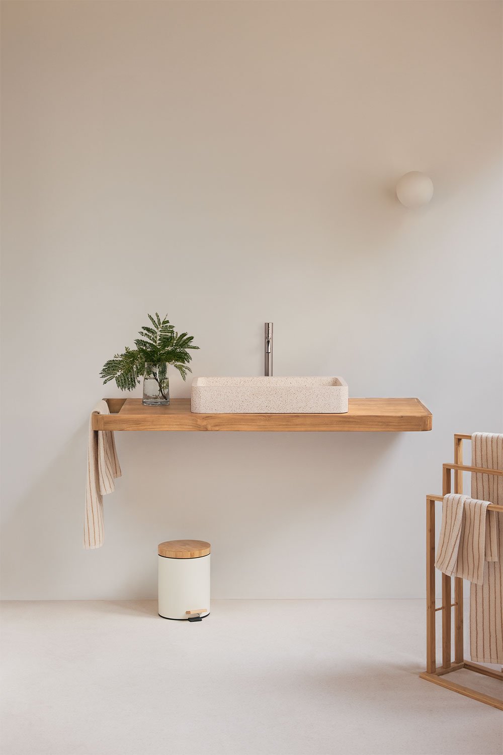 Conjunto de mueble de baño 130x45 cm suspendido en madera de teca Neill, imagen de galer&iacute;a 1