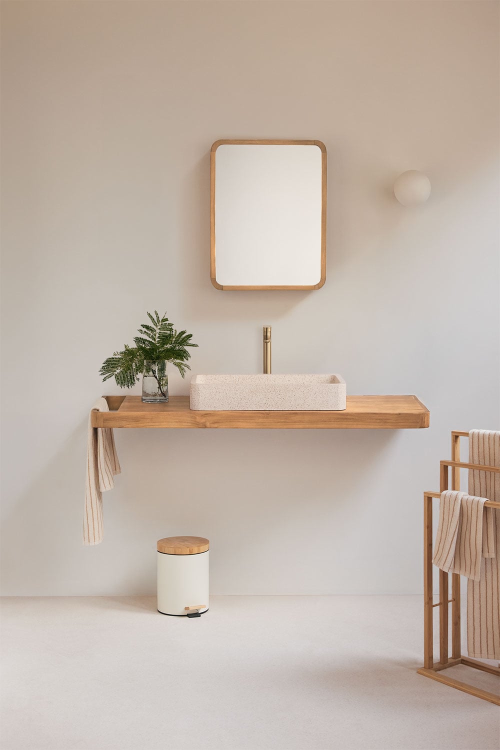 Conjunto de mueble de baño 130x45 cm suspendido en madera de teca Neill, imagen de galer&iacute;a 1