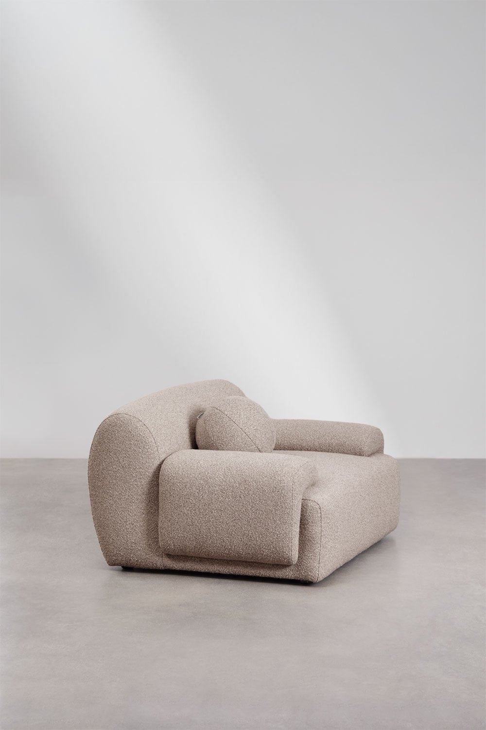 Sillón tapizado Shirina, imagen de galer&iacute;a 4