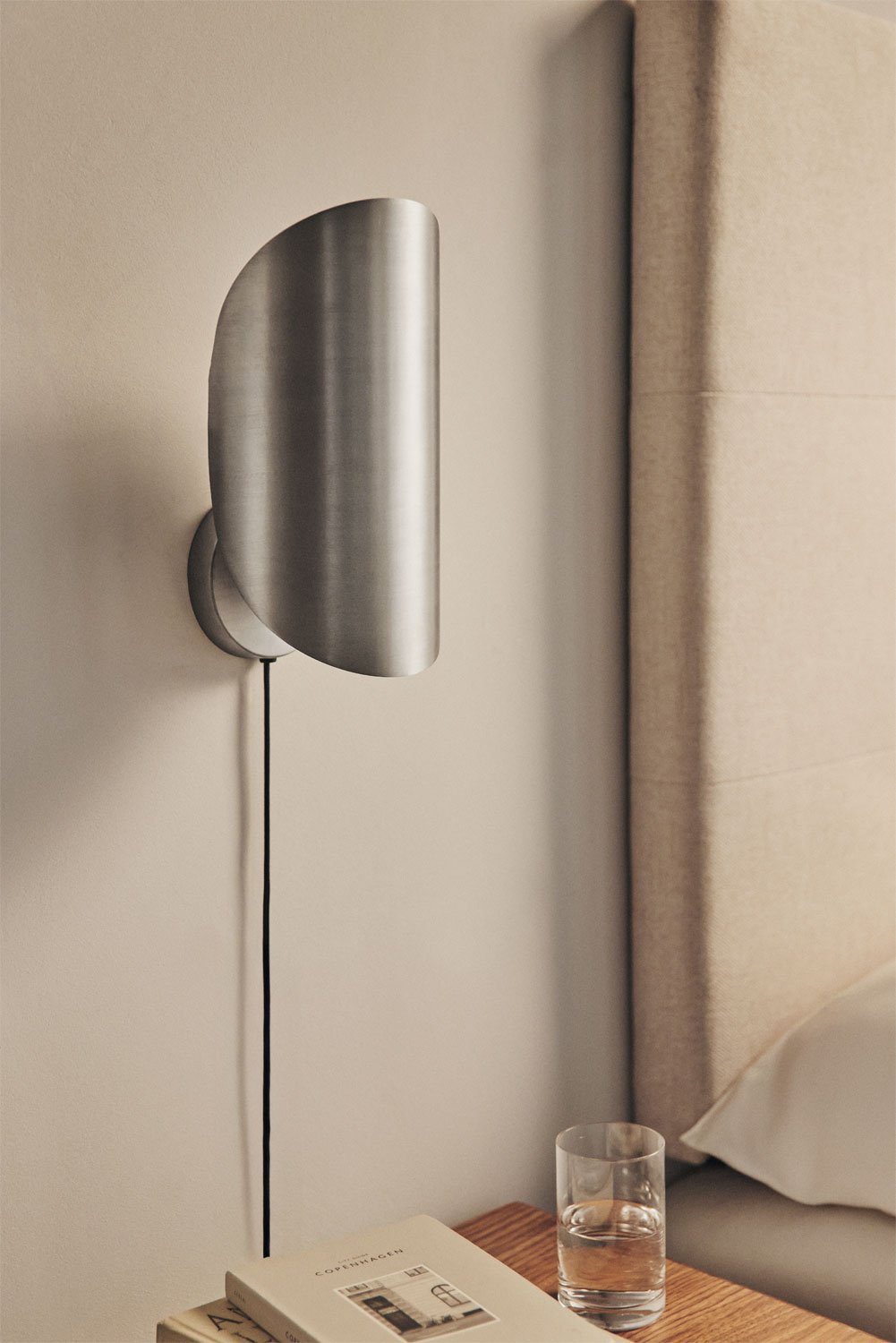 Aplique de pared en hierro Canby, imagen de galería 1