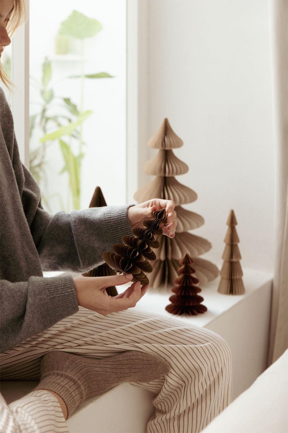 Árbol de Navidad en papel Navira, imagen de galería 1
