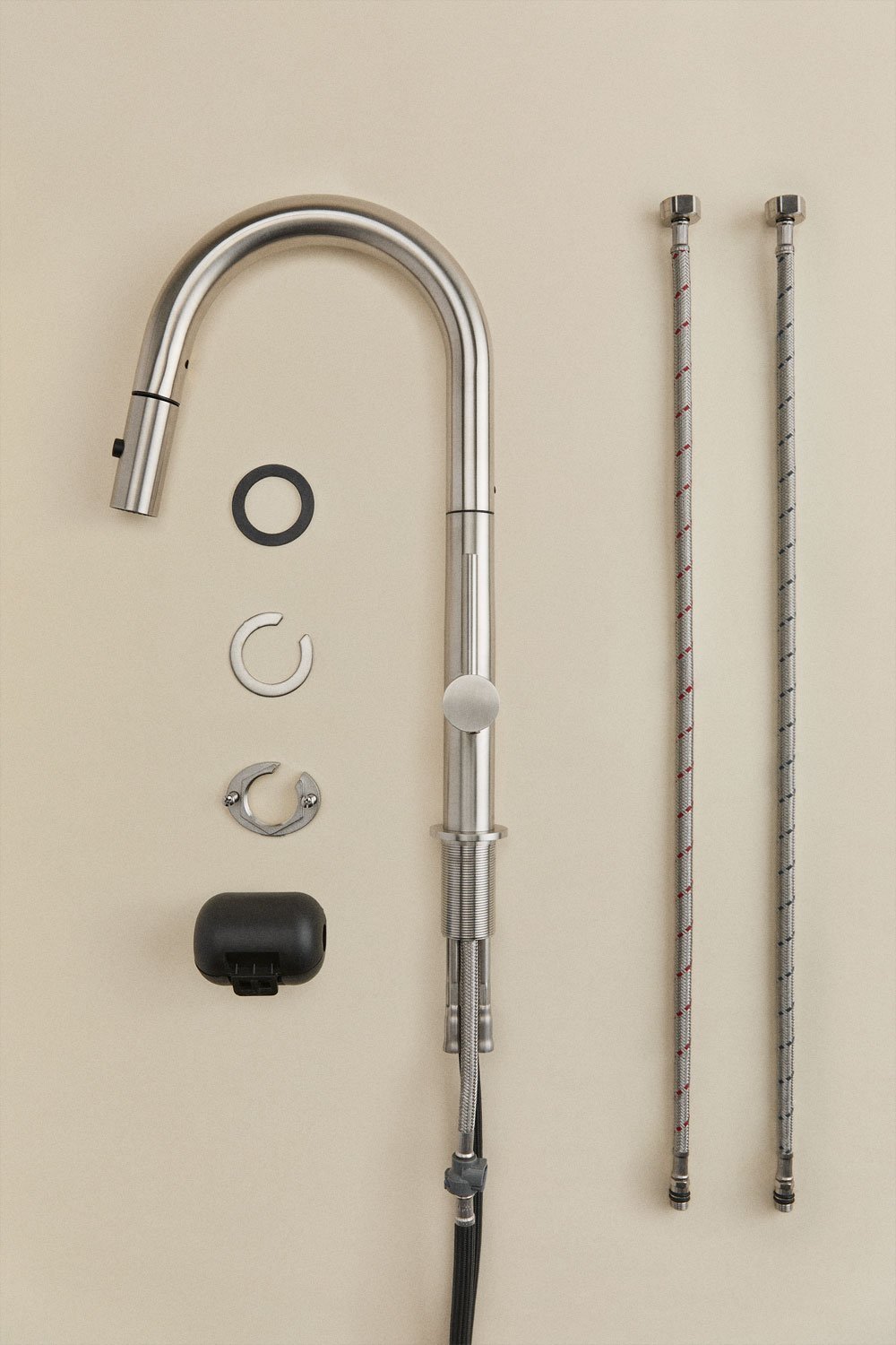 Grifo de exterior para cocina con caño alto extraíble en acero inoxidable Eryne, imagen de galer&iacute;a 6