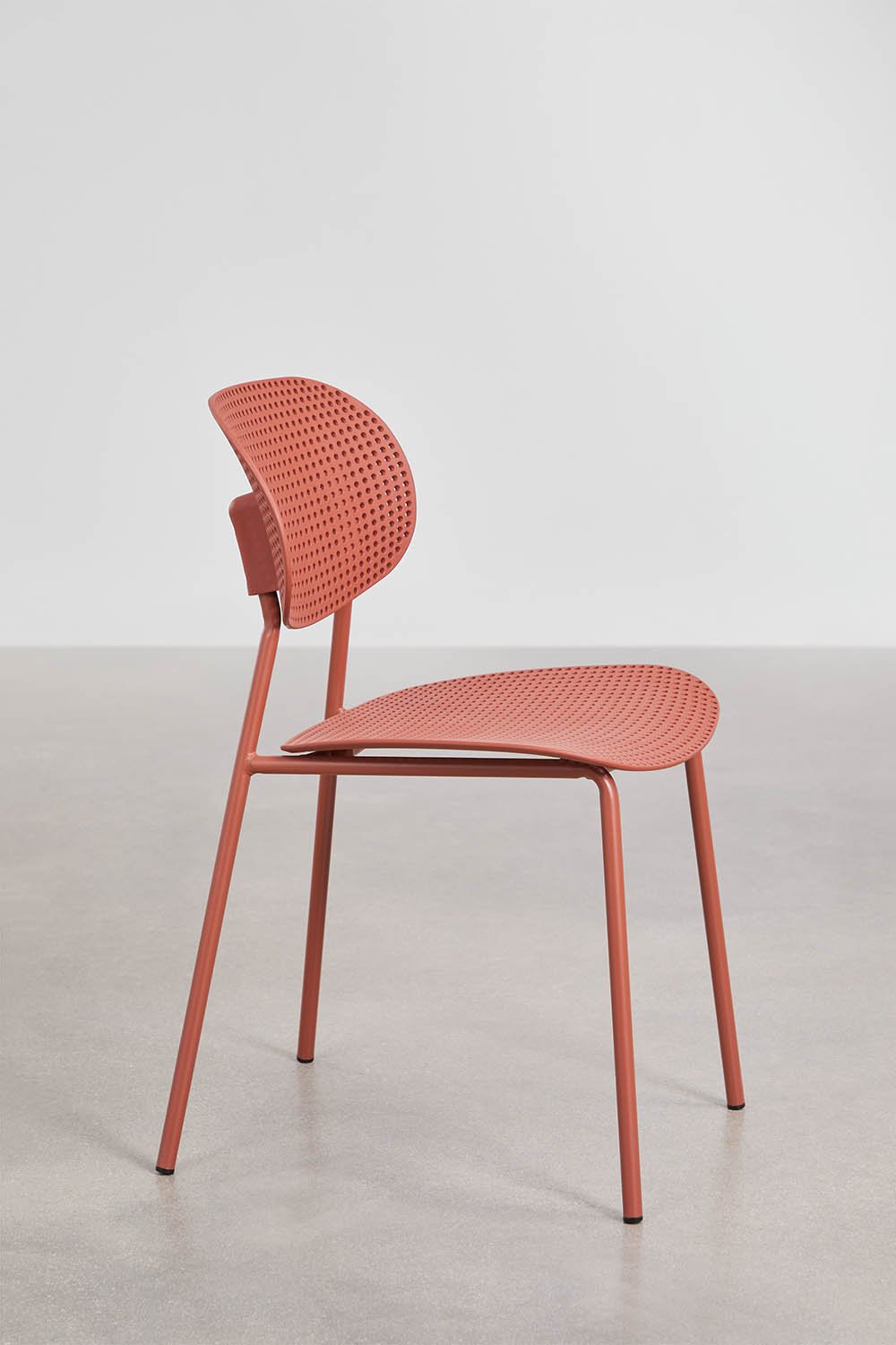 Silla de comedor en polipropileno y hierro Tupah, imagen de galer&iacute;a 2