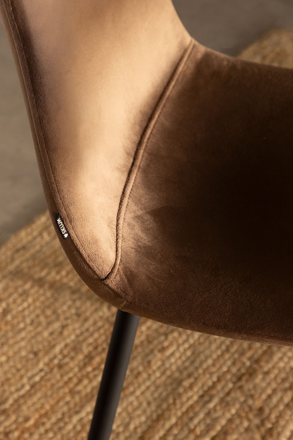 Silla de comedor tapizada Glamm, imagen de galería 2