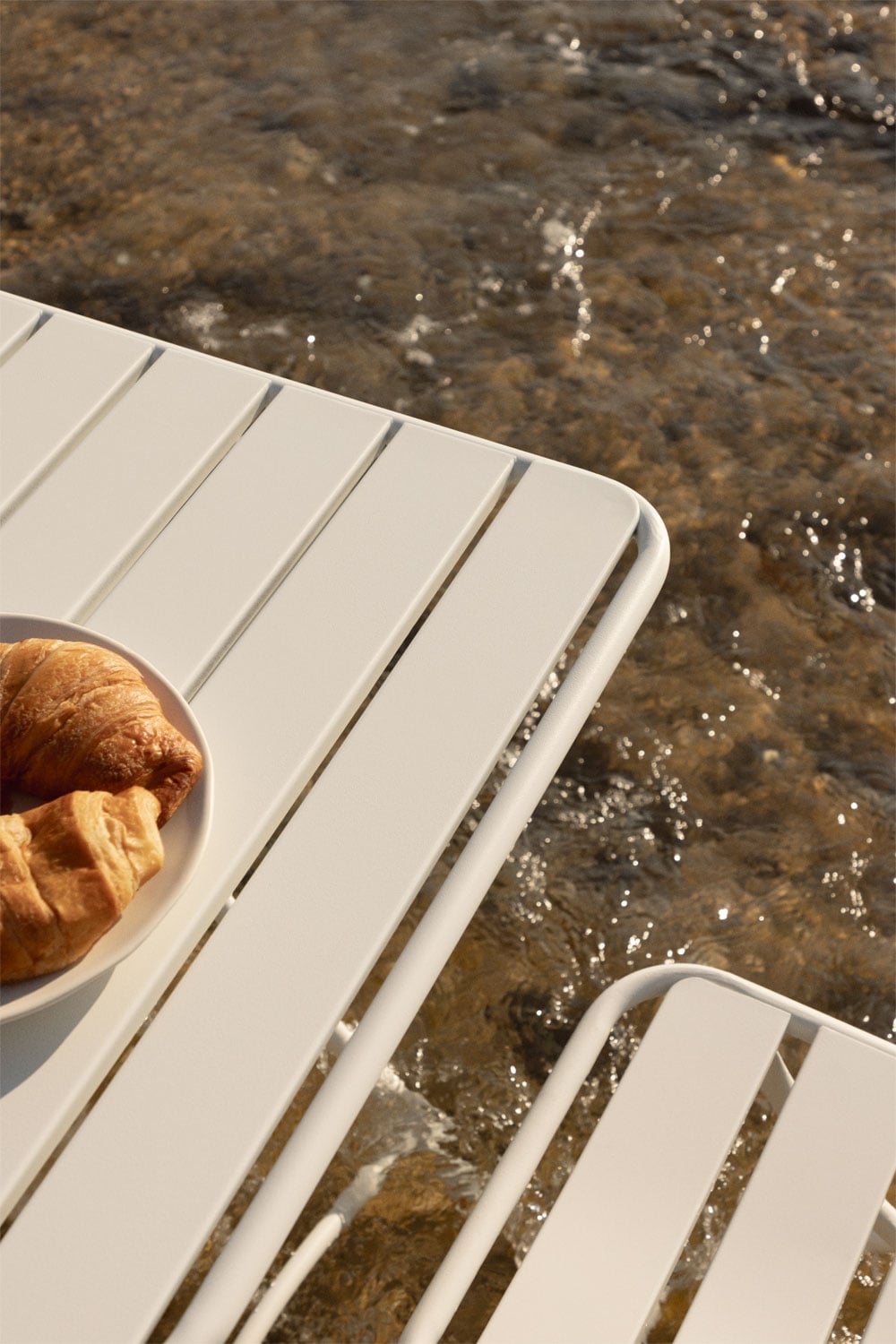  Set de mesa cuadrada 60x60 cm y 2 sillas plegables de jardín en acero Janti, imagen de galer&iacute;a 2