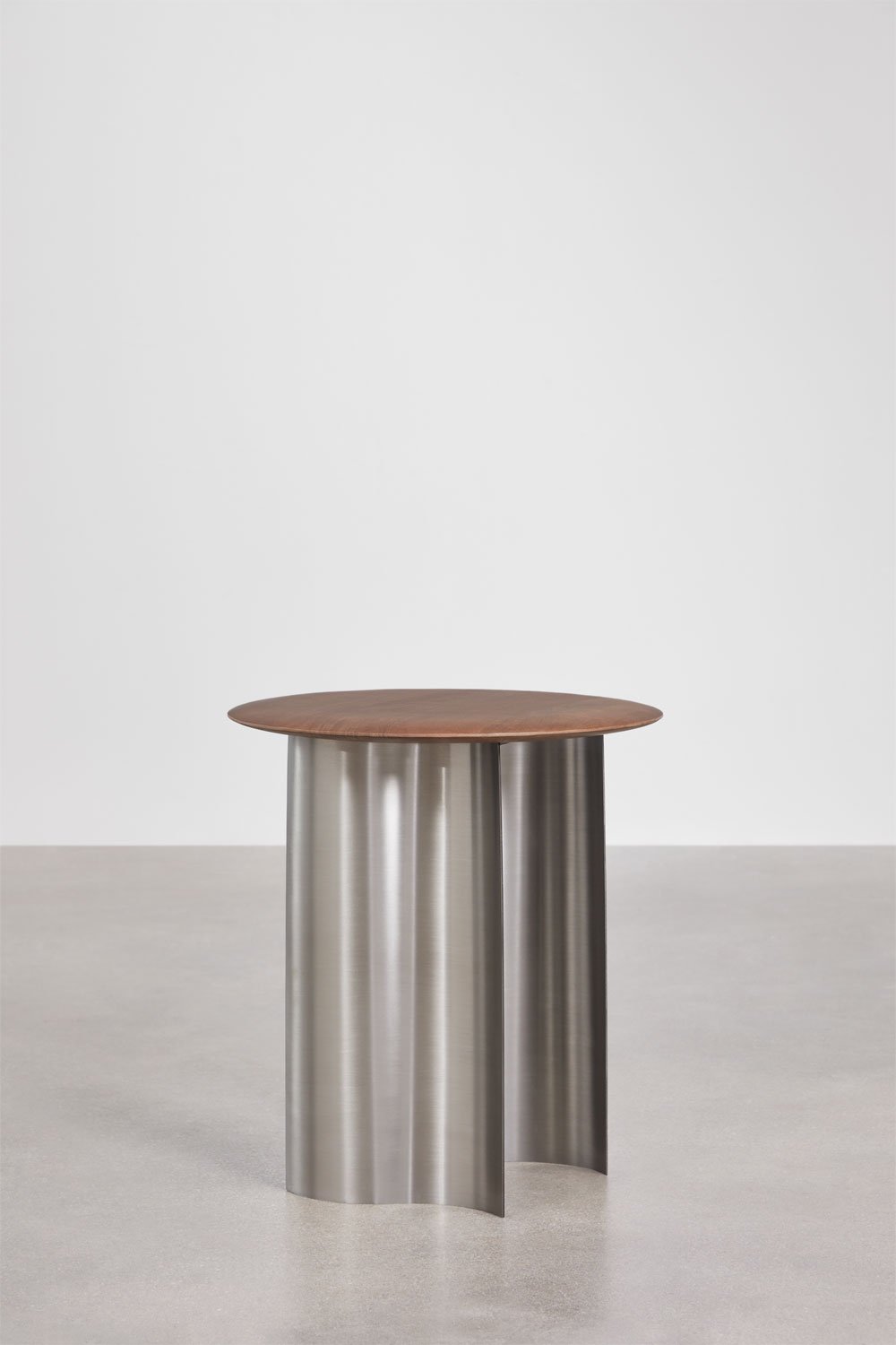 Mesa auxiliar redonda Ø40 cm en madera de mango y acero inoxidable Marvion, imagen de galería 4