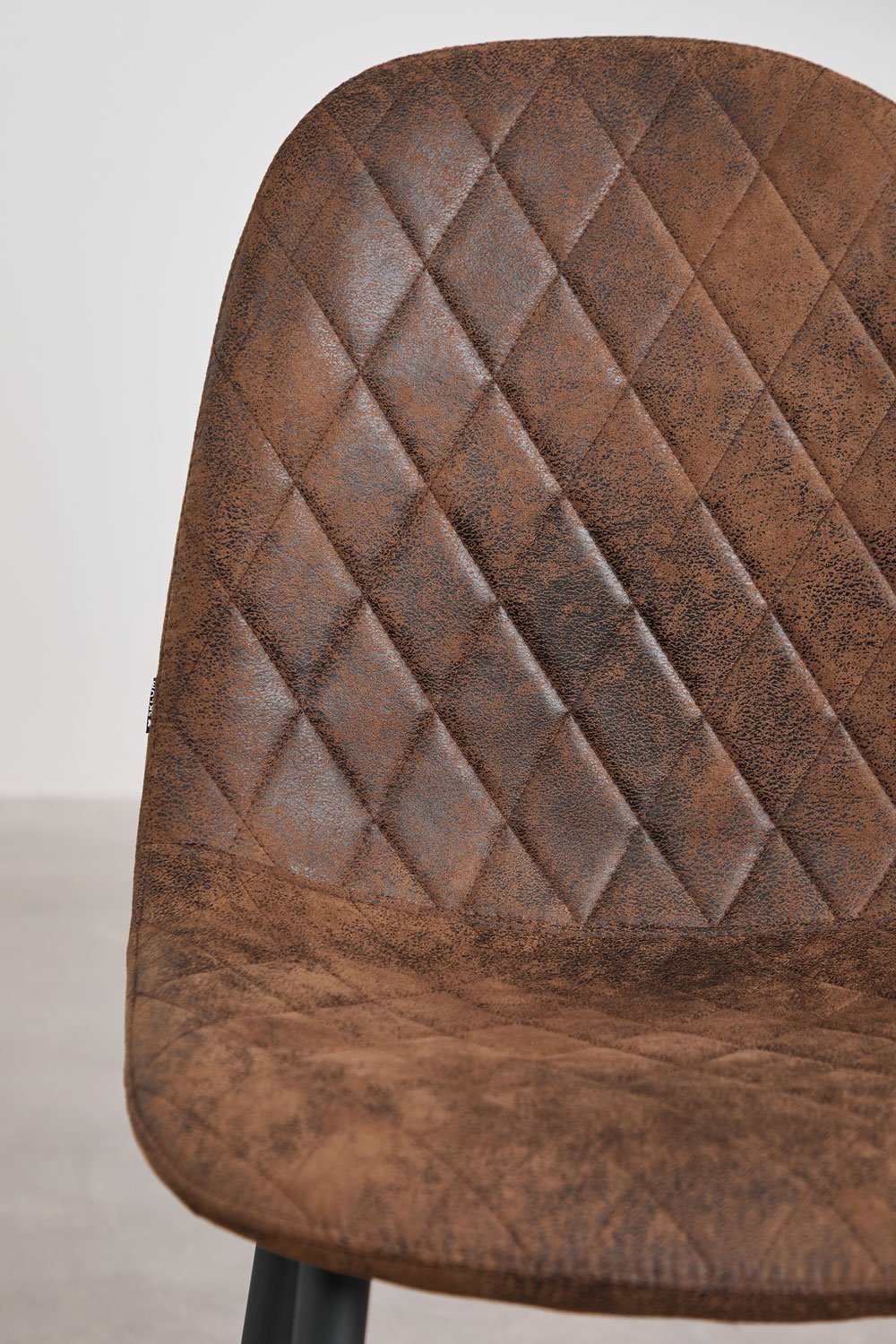 Silla de comedor tapizada Glamm, imagen de galería 4