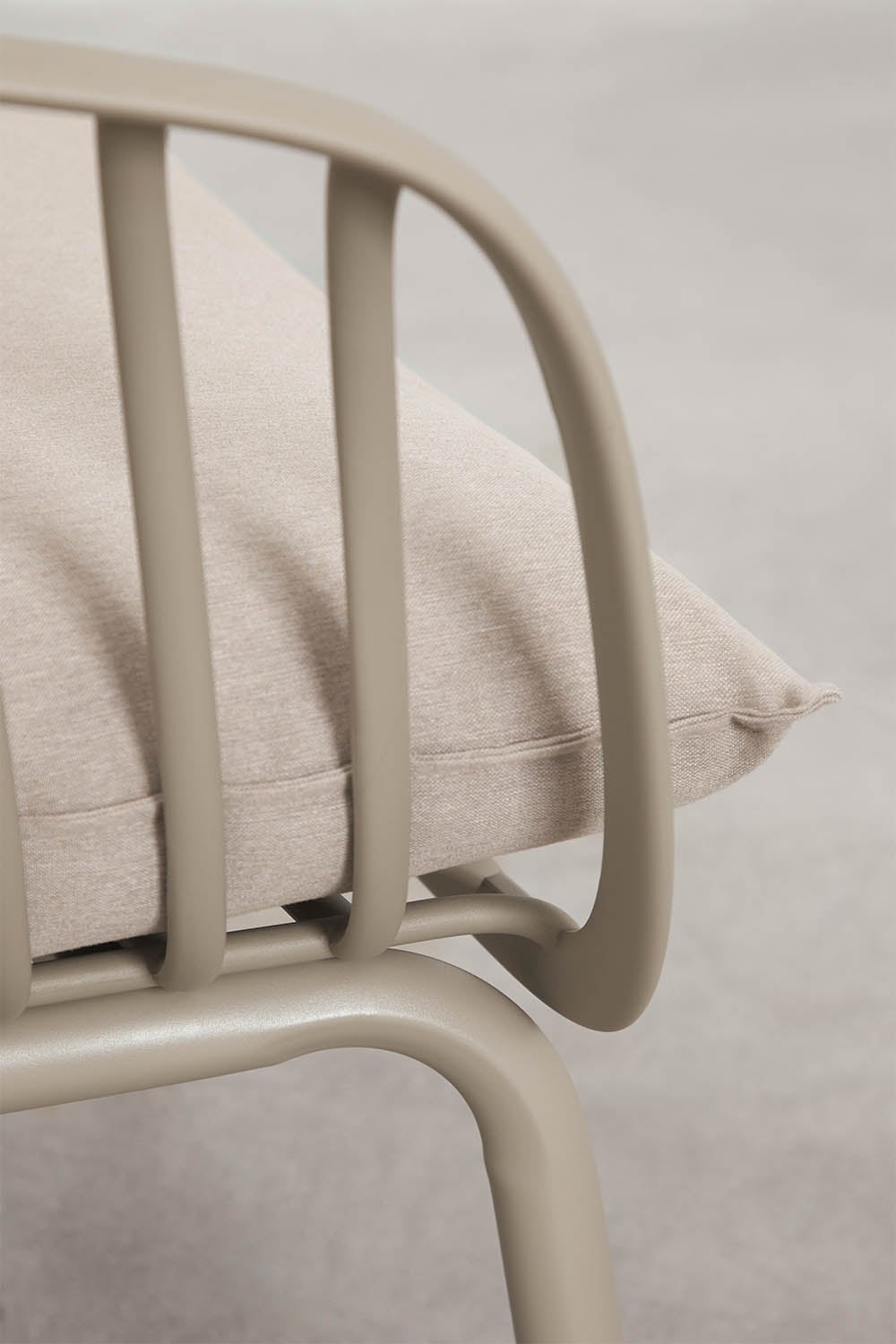 Pack de 2 sillones de jardín en acero y polipropileno Aradina, imagen de galer&iacute;a 6