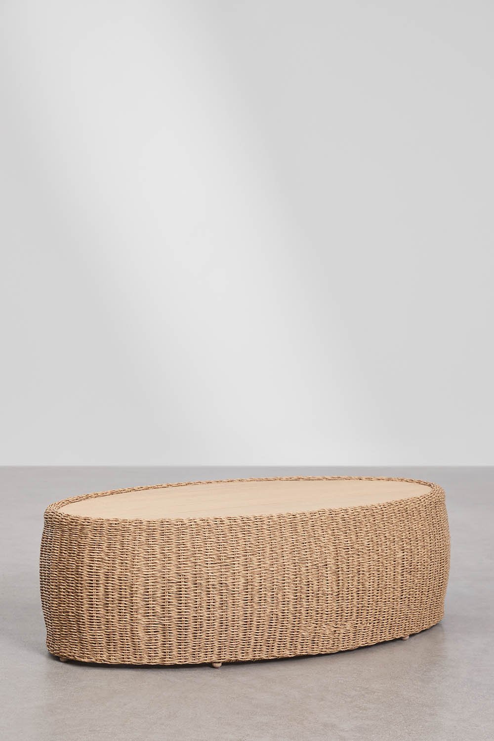 Mesa de centro para jardín ovalada 105x60 cm en madera de acacia y ratán Clarnyx, imagen de galer&iacute;a 3