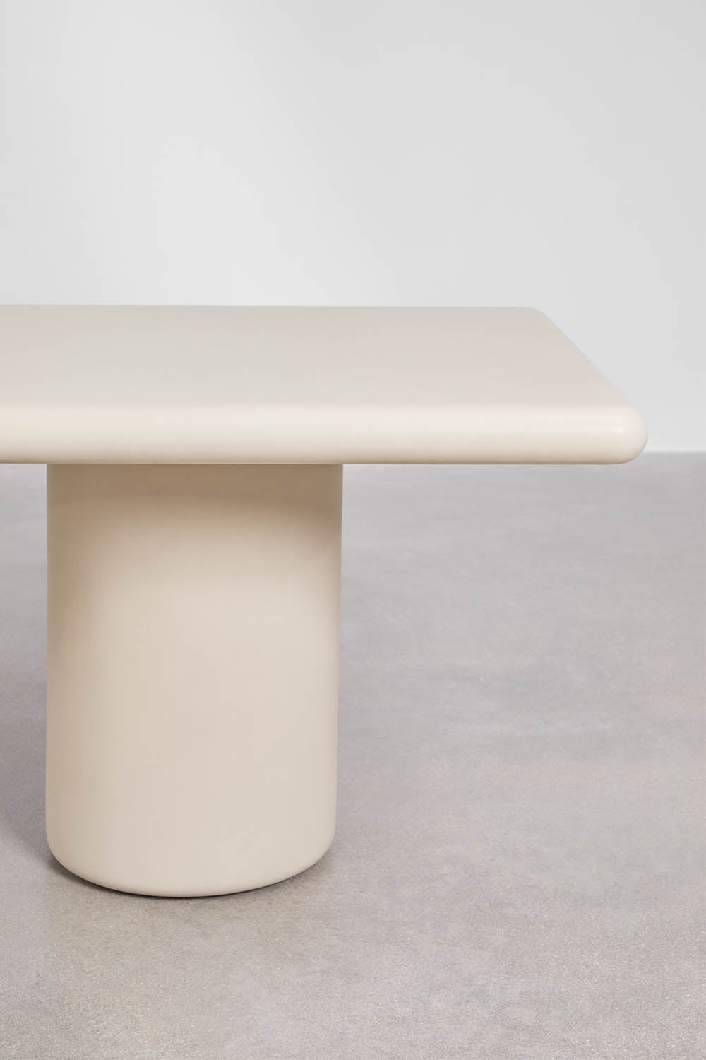 Mesa de comedor rectangular 220x100 cm en cemento Namara, imagen de galer&iacute;a 3