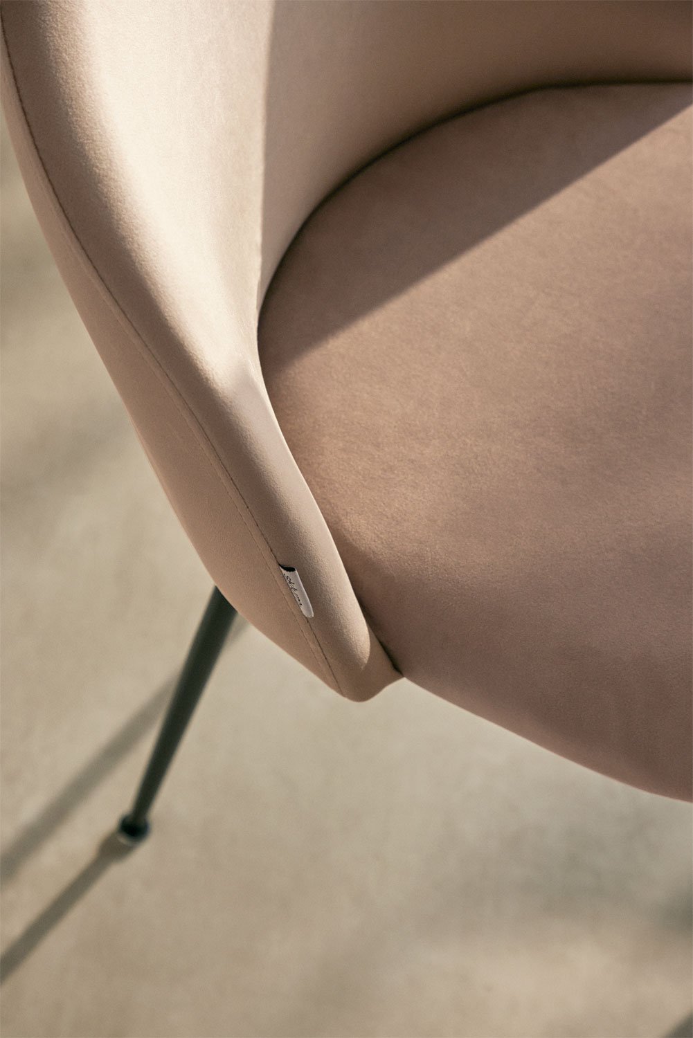 Pack de 4 sillas de comedor en terciopelo Kana Design   , imagen de galer&iacute;a 2