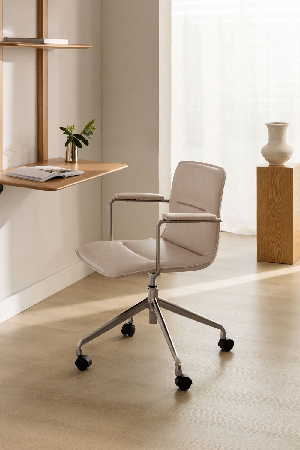 Silla de escritorio con ruedas y reposabrazos Seifert        , imagen de galería 1