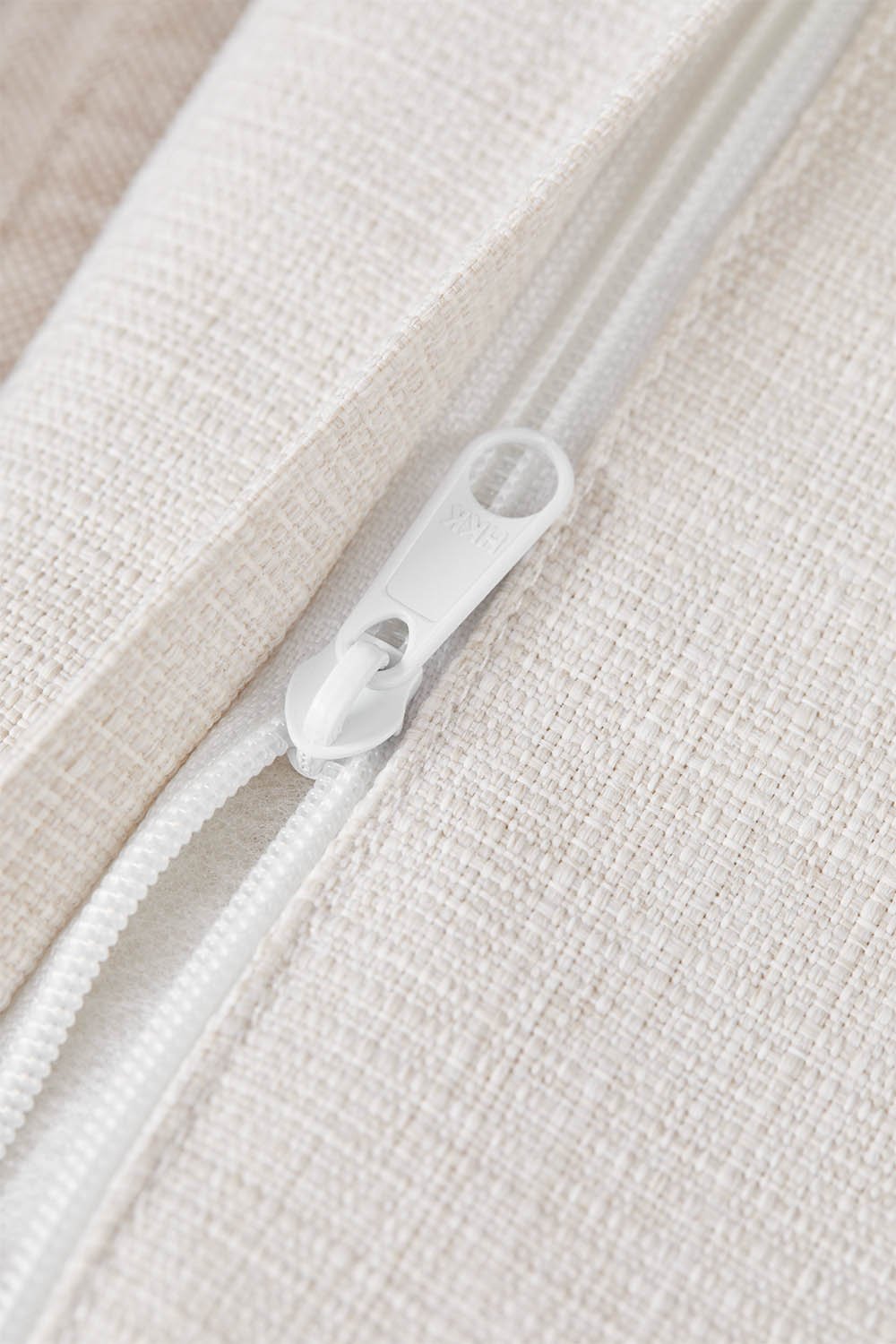 Cama balinesa reclinable en madera de acacia Sirka, imagen de galer&iacute;a 11