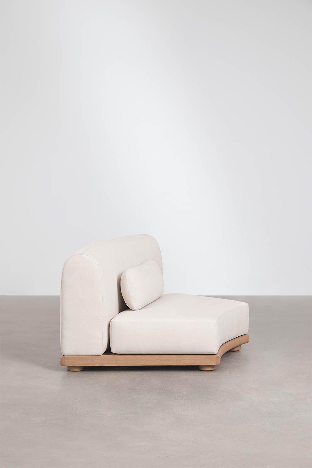 Módulo central curvo para sofá modular de jardín en madera de acacia Gerard, imagen de galer&iacute;a 3