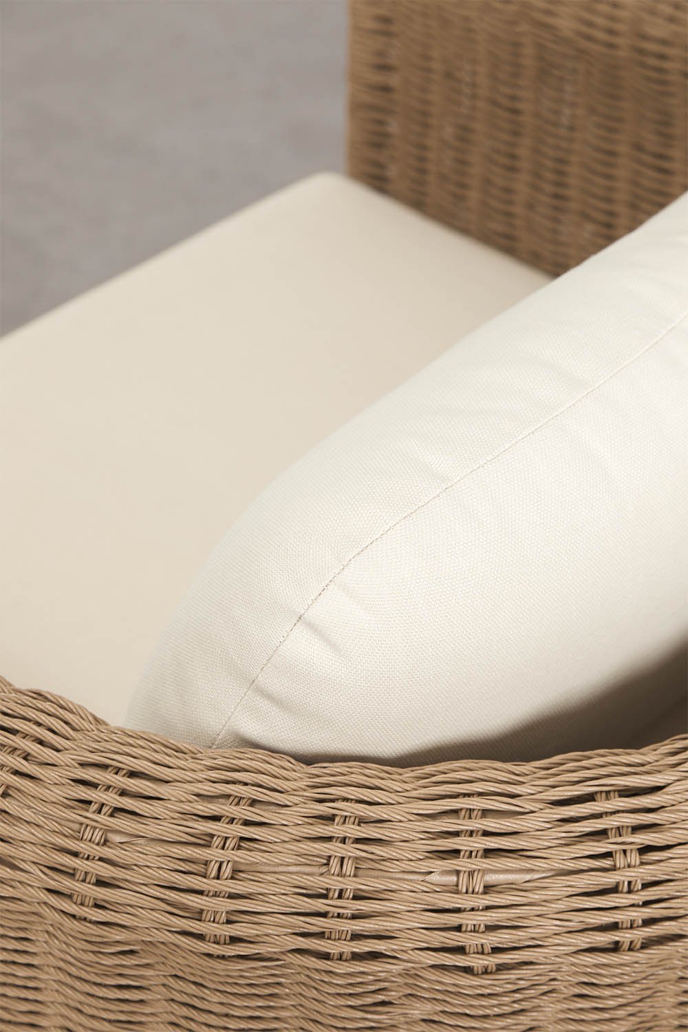 Pack de 2 sillones de jardín en acero y mimbre sintético Lina, imagen de galer&iacute;a 6