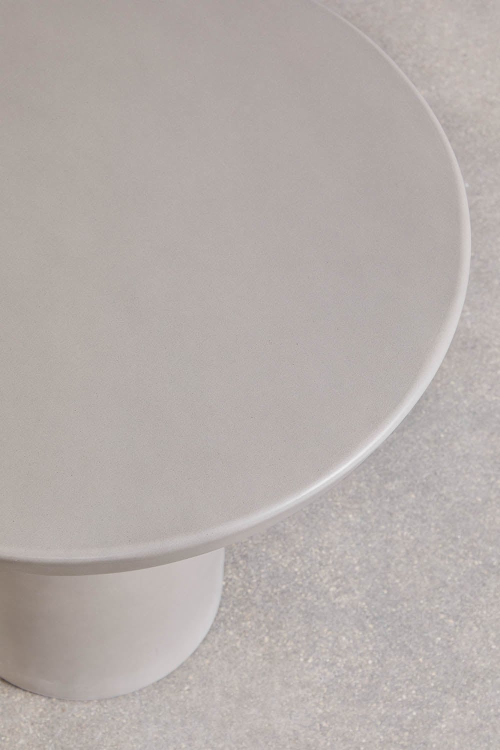 Mesa auxiliar para jardín redonda Ø50 cm en cemento Zenadia, imagen de galer&iacute;a 4