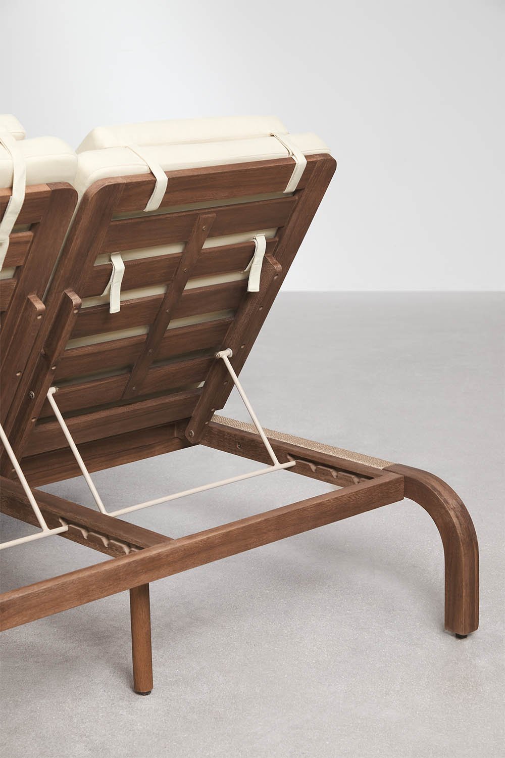 Tumbona doble reclinable en madera de acacia con cojín Dubai, imagen de galer&iacute;a 5