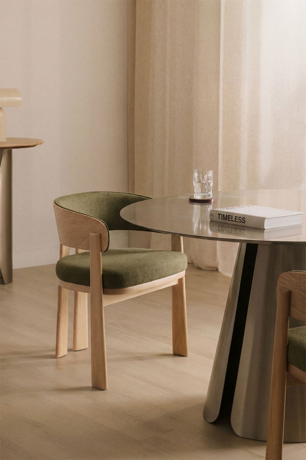 Silla de comedor en madera de roble y tapizada Olea Signature, imagen de galer&iacute;a 1