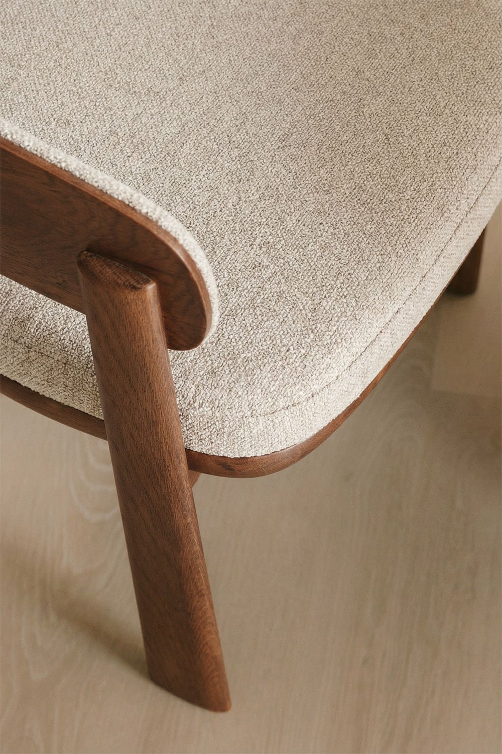 Pack de 2 sillas de comedor con reposabrazos en madera de roble y tapizada Olea Signature, imagen de galer&iacute;a 2
