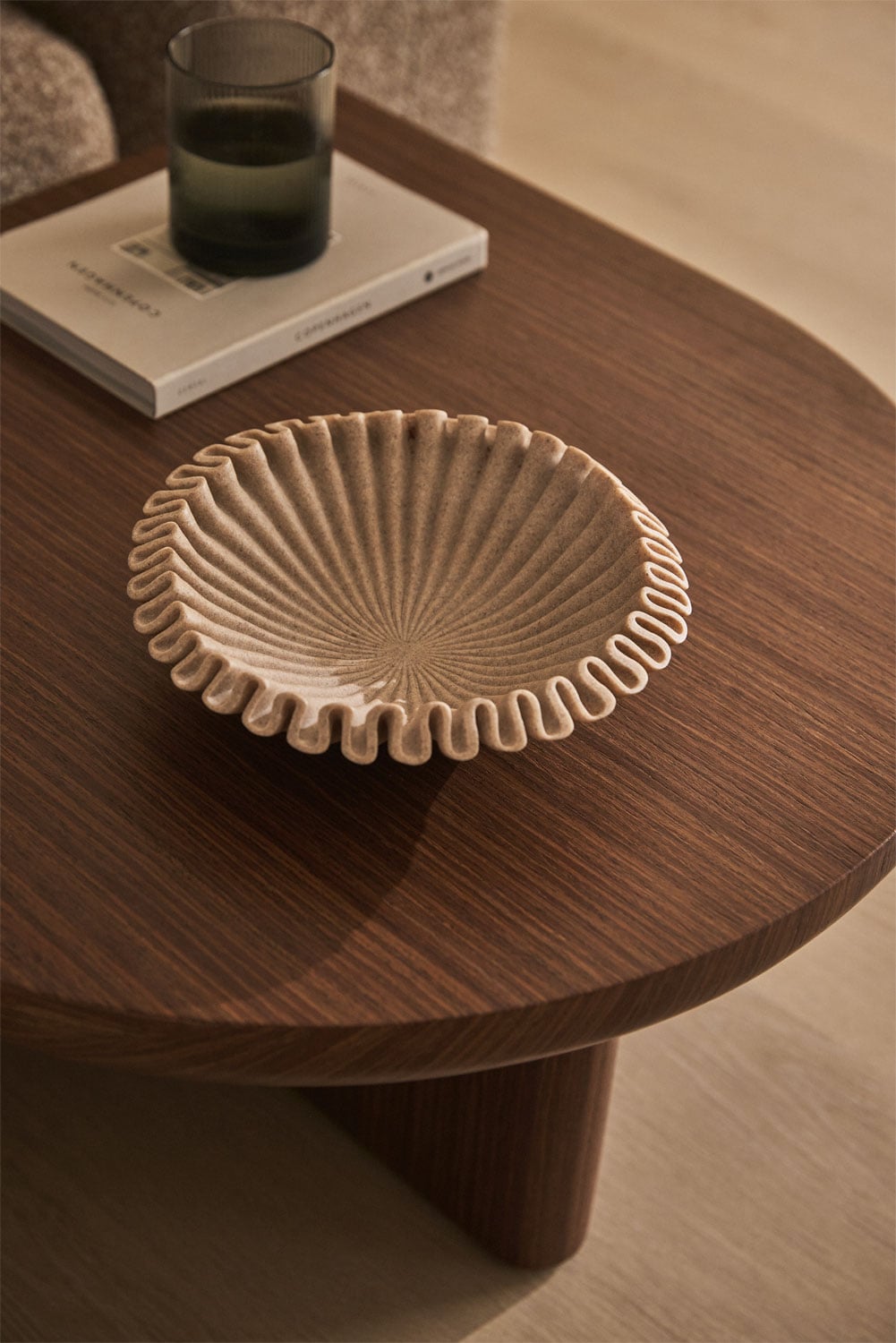 Cuenco decorativo en resina Irente, imagen de galer&iacute;a 1