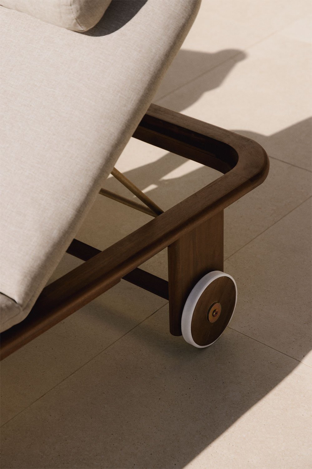 Tumbona reclinable en madera de acacia Uleno, imagen de galer&iacute;a 2