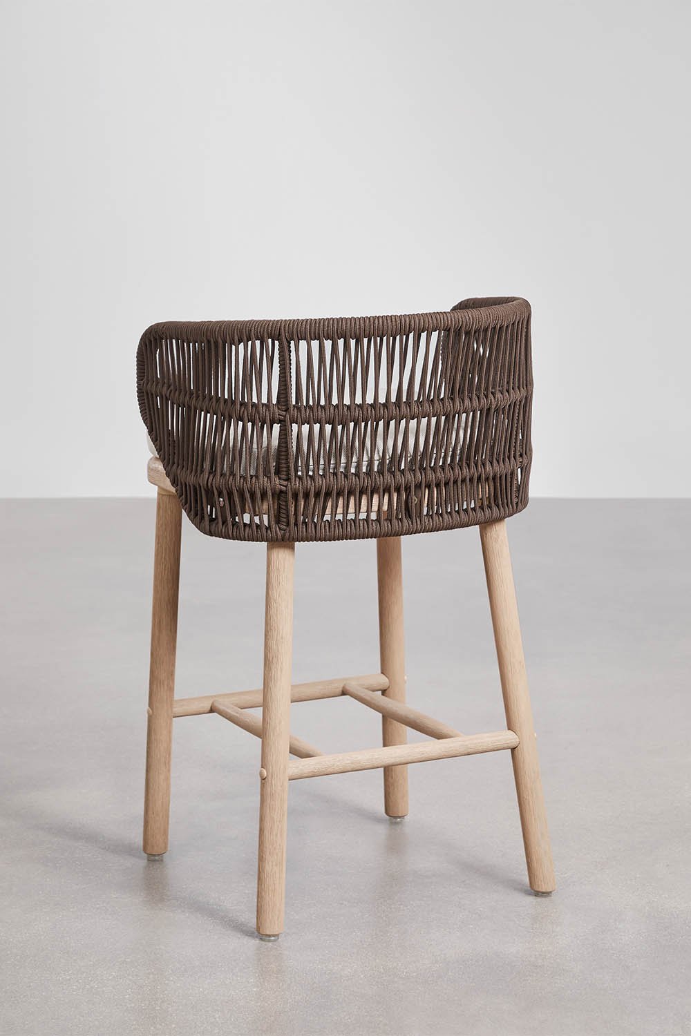 Pack de 2 taburetes altos en madera de acacia y cuerda trenzada Capri, imagen de galer&iacute;a 3