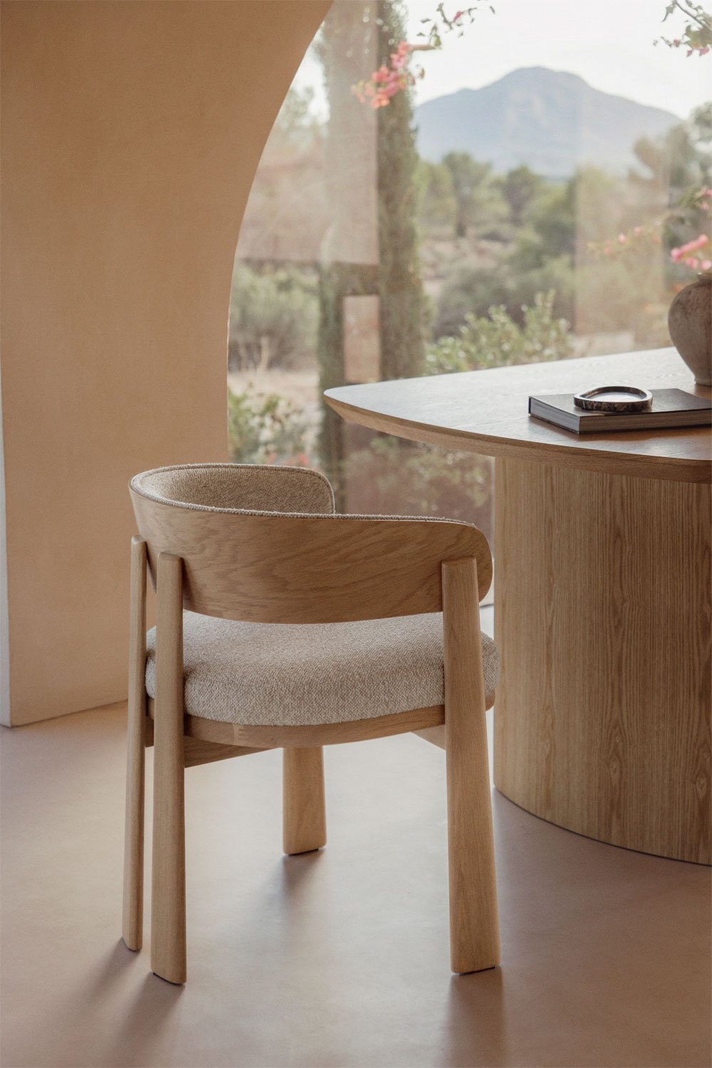 Silla de comedor en madera de roble y tapizada Olea Signature, imagen de galer&iacute;a 1