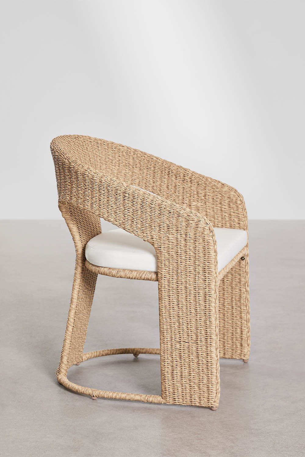 Pack de 2 sillas de comedor en ratán sintético Omarel, imagen de galer&iacute;a 2