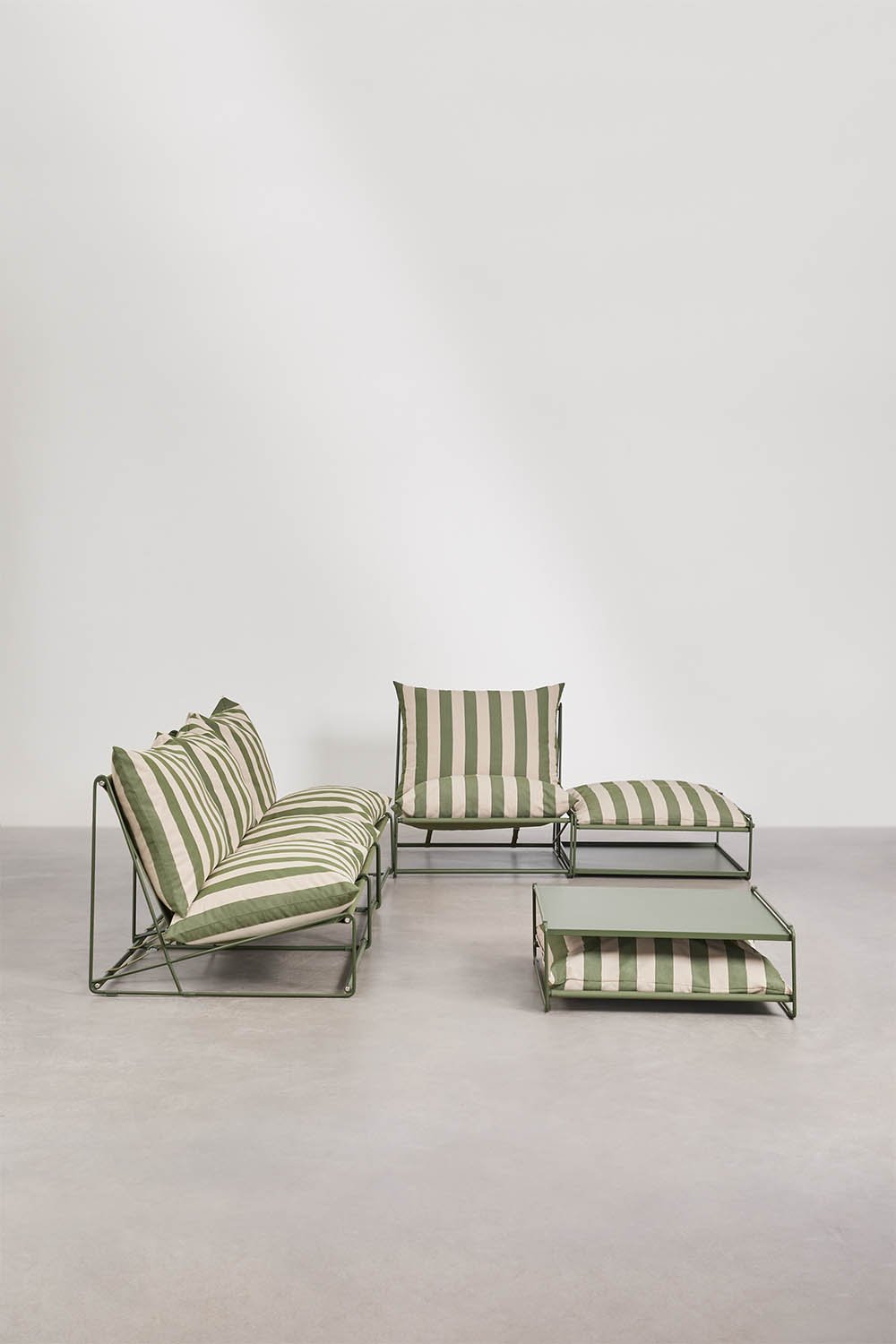 Conjunto de jardín con sofá modular de 3 piezas, sillón, mesa auxiliar y puff convertibles Amaro, imagen de galer&iacute;a 3