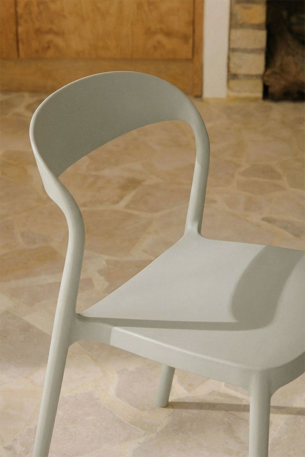  Pack de 4 sillas de jardín apilables en polipropileno Brenza, imagen de galer&iacute;a 2
