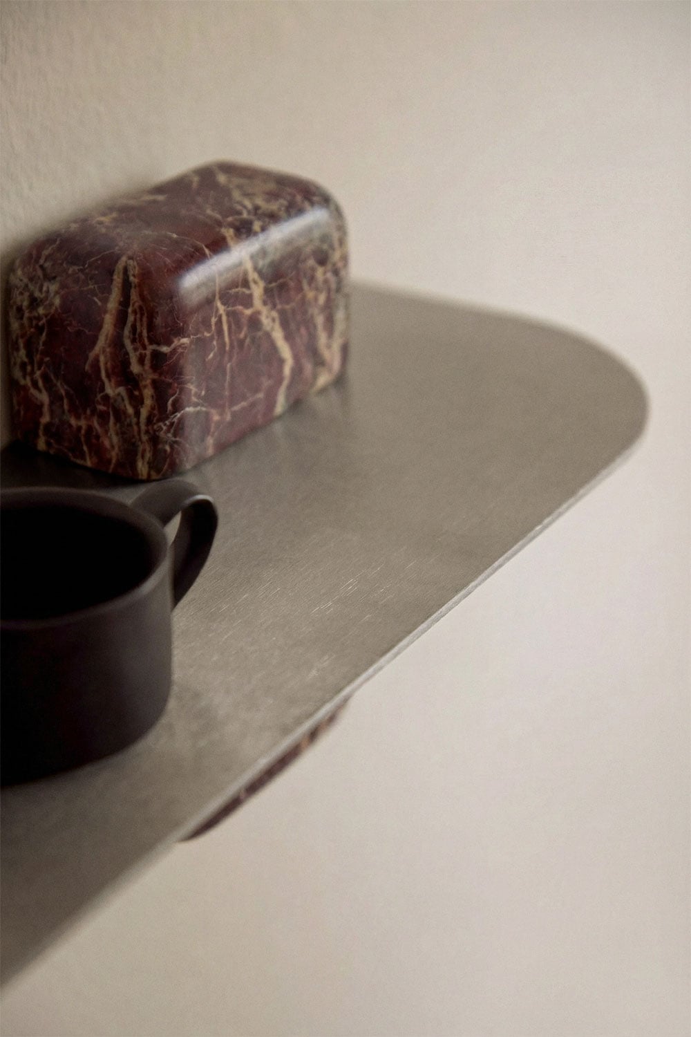 Estante de pared en acero inoxidable Serbian , imagen de galer&iacute;a 2