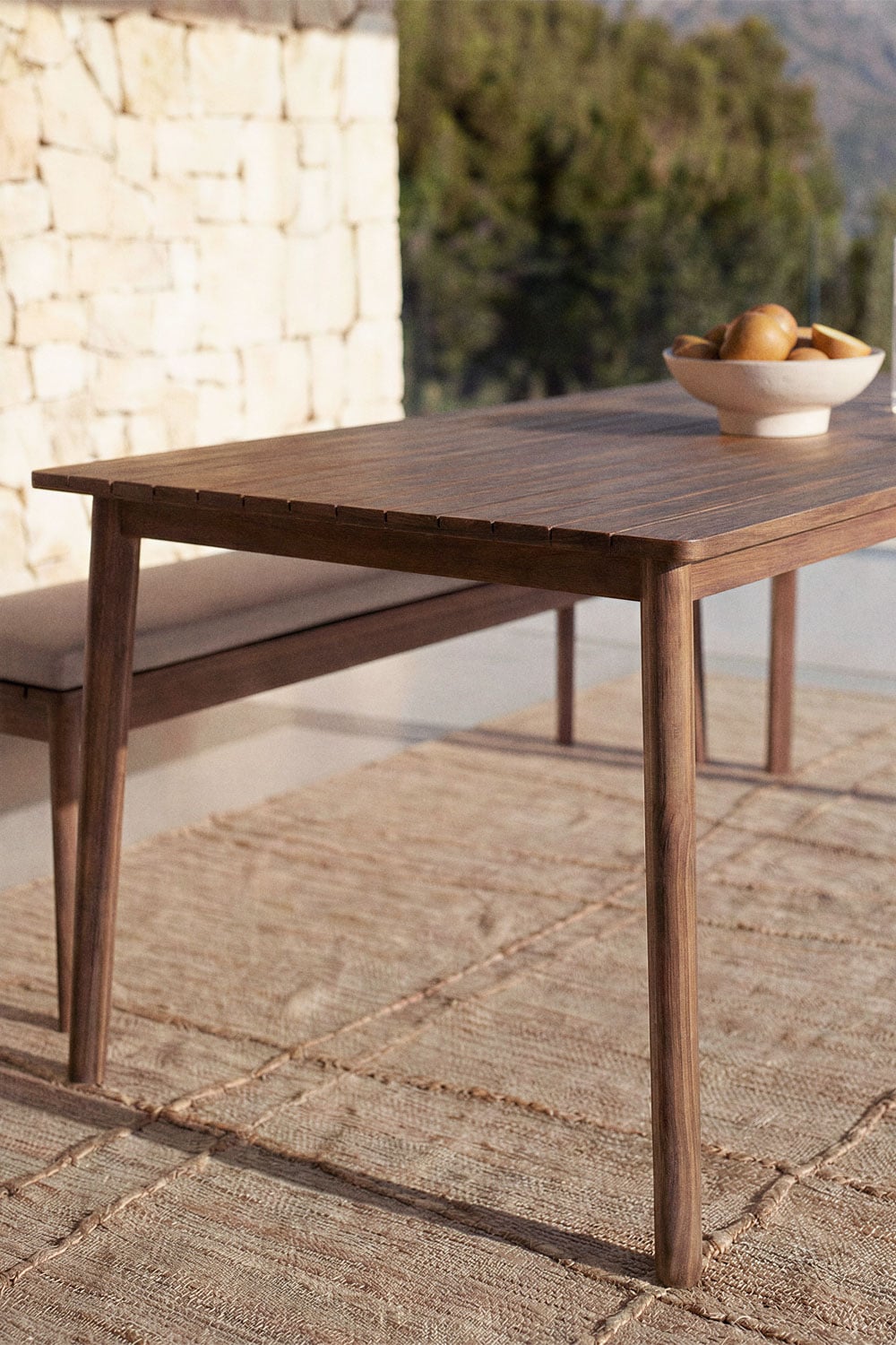 Mesa de jardín rectangular en madera de acacia Kaela, imagen de galer&iacute;a 2