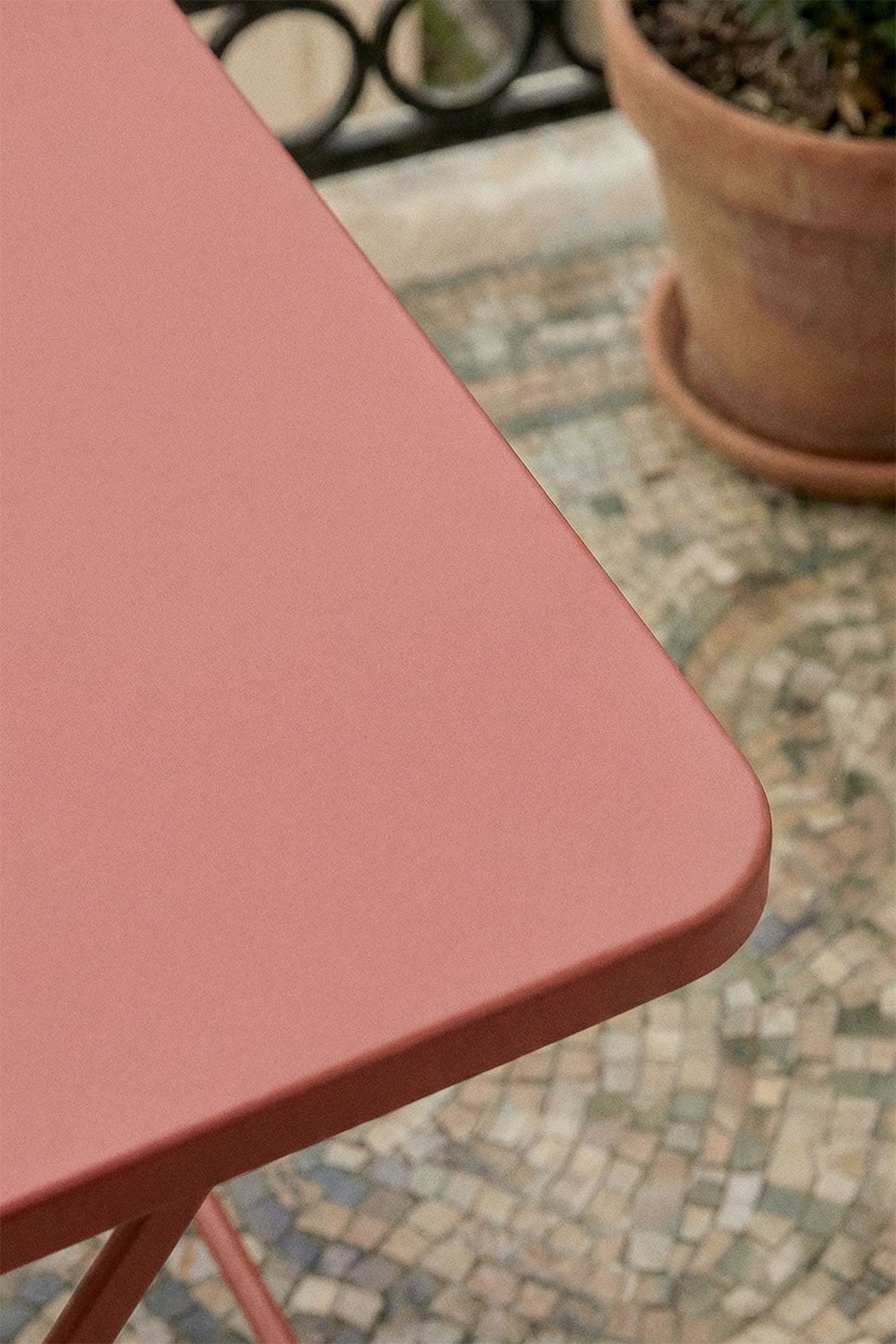 Mesa de jardín cuadrada 60x60 cm plegable en acero Tamarit , imagen de galer&iacute;a 2