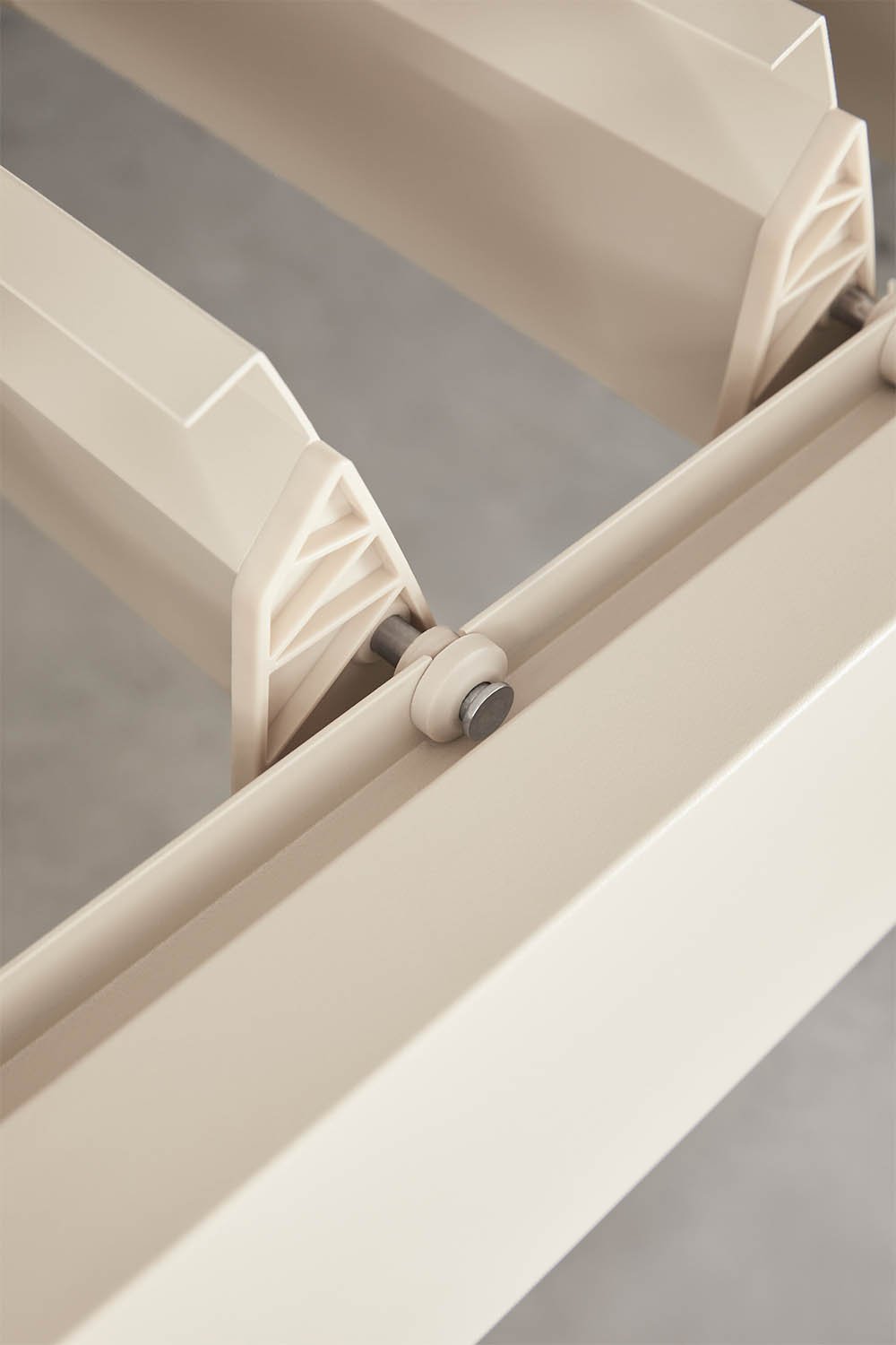 Pérgola bioclimática de lamas con toldos laterales en aluminio Druvia, imagen de galer&iacute;a 6