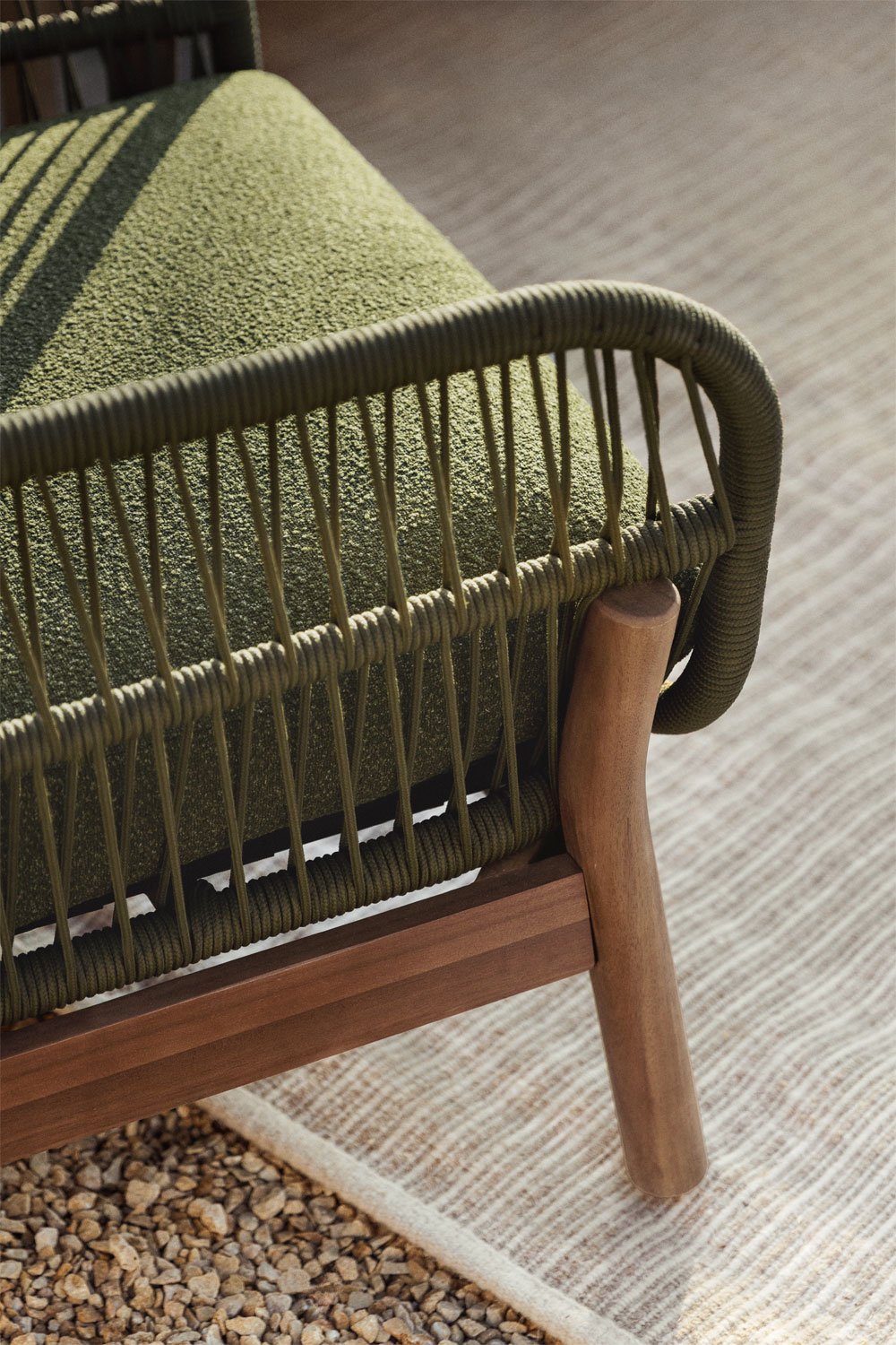 Sillón de jardín en aluminio y madera de acacia Karvia    , imagen de galer&iacute;a 2