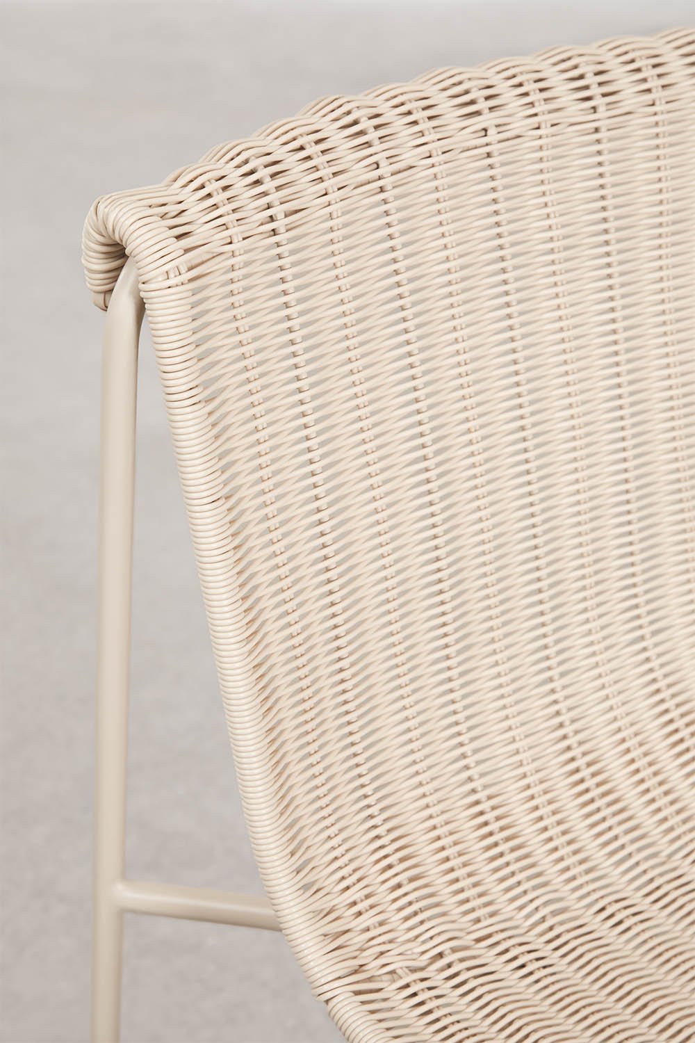 Silla de jardín en mimbre sintético y acero Revia, imagen de galer&iacute;a 6