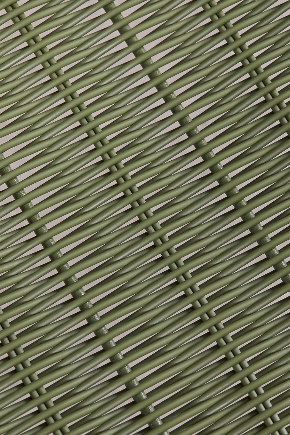 Pack de 4 taburetes altos apilables con reposabrazos en mimbre sintético y acero Revia , imagen de galer&iacute;a 6