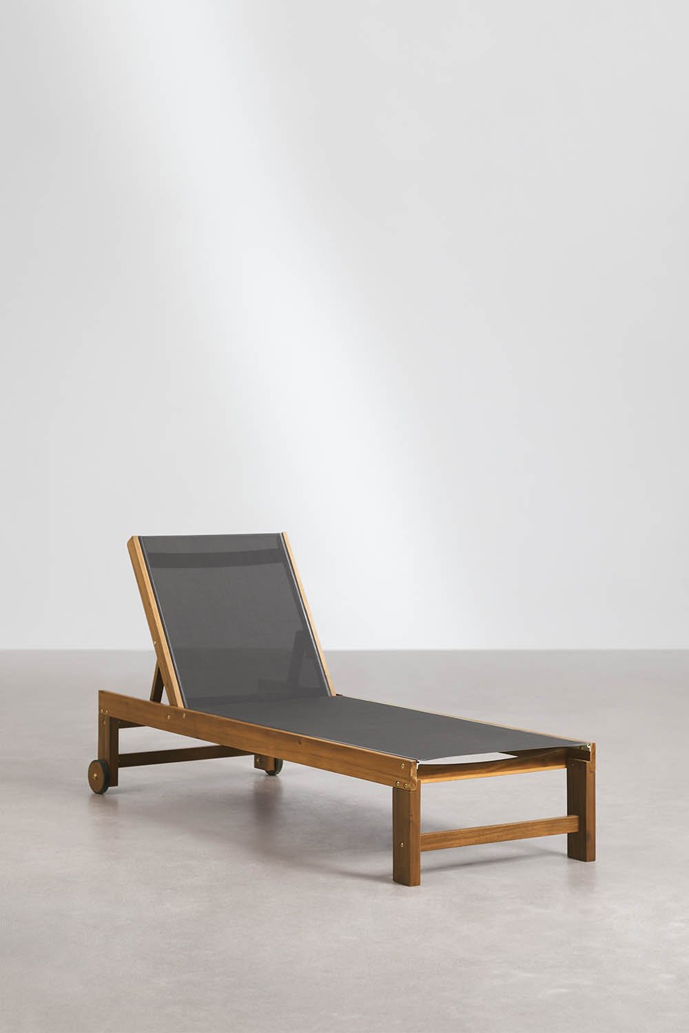 Tumbona reclinable en madera Valerys, imagen de galer&iacute;a 2