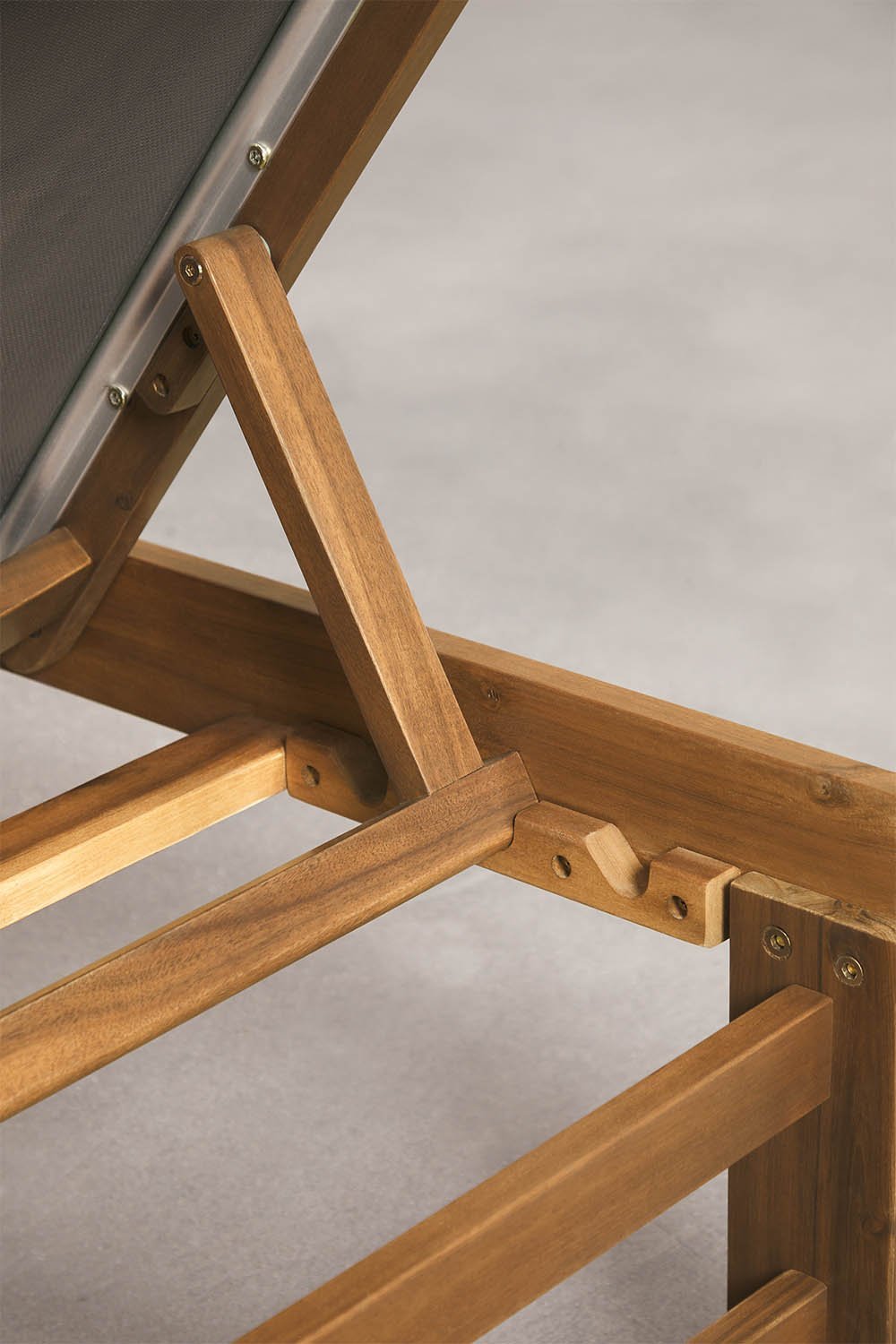 Tumbona reclinable en madera Valerys, imagen de galer&iacute;a 6