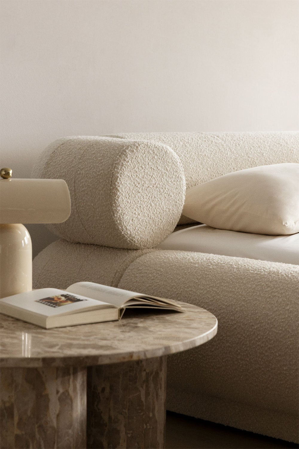 Cama en tela bouclé Bernaste , imagen de galer&iacute;a 2