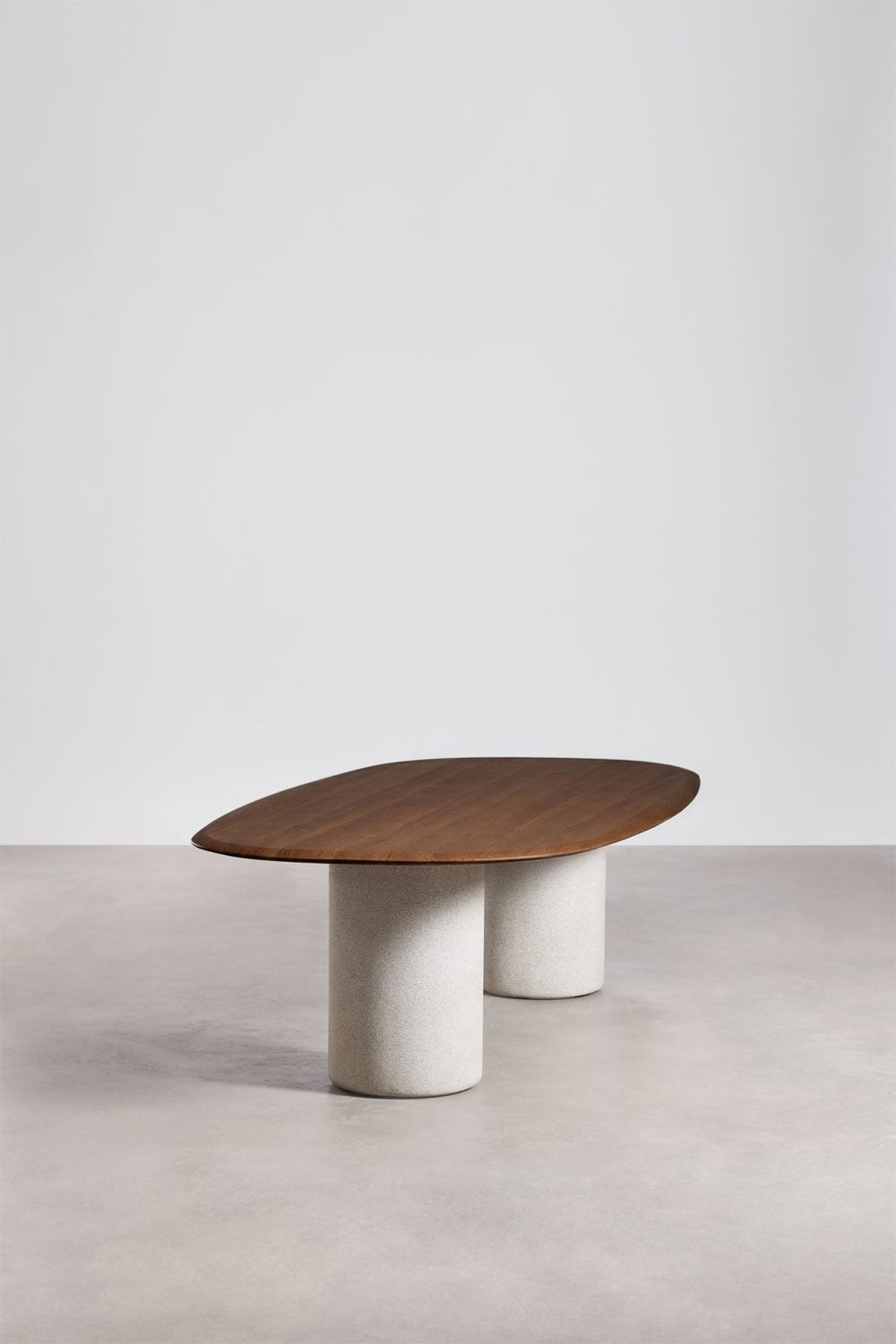 Mesa de comedor ovalada en MDF y cemento Lysander, imagen de galer&iacute;a 2