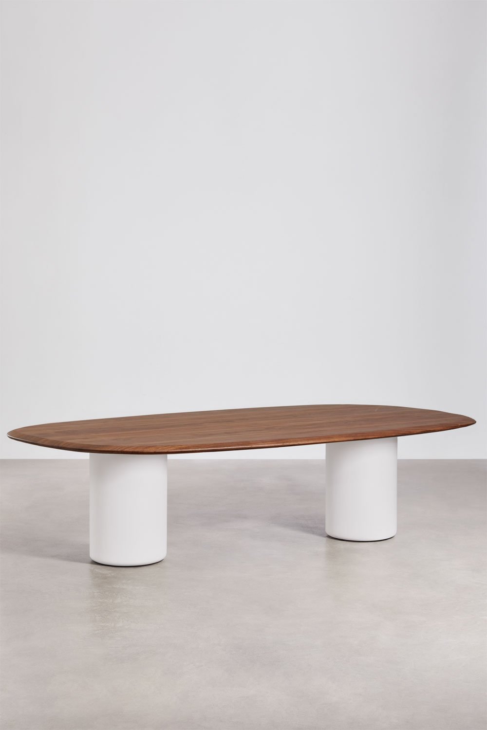 Mesa de comedor ovalada en MDF y cemento Lysander, imagen de galer&iacute;a 1