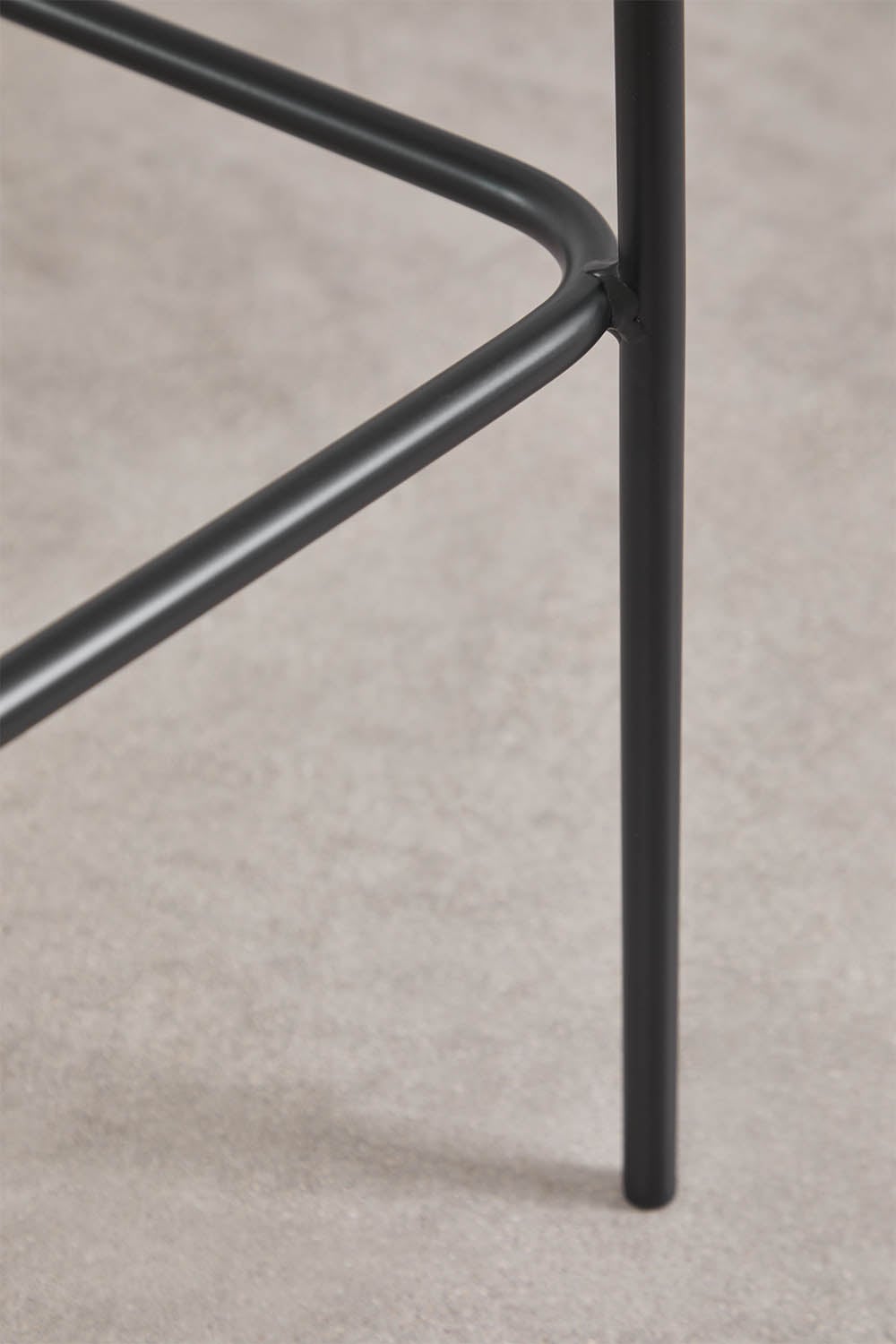 Taburete alto de jardín 75 cm apilable en mimbre sintético Reiven, imagen de galer&iacute;a 5