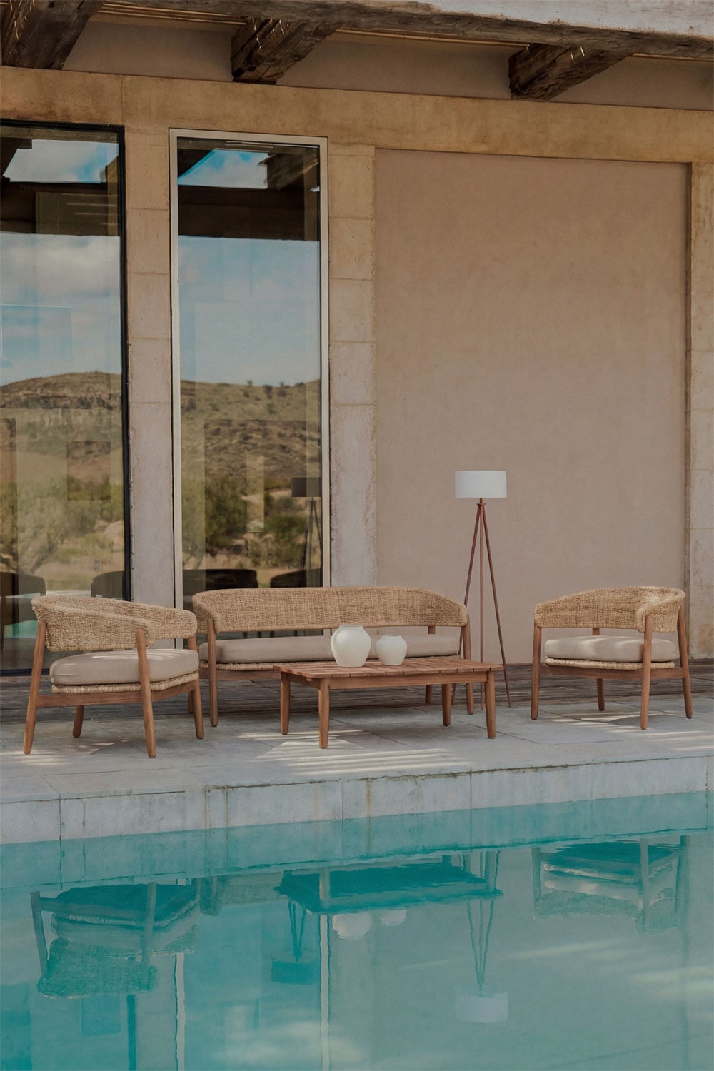 Conjunto de jardín con sofá de 3 plazas, 2 sillones y mesa de centro en madera de acacia Ribeira, imagen de galer&iacute;a 1