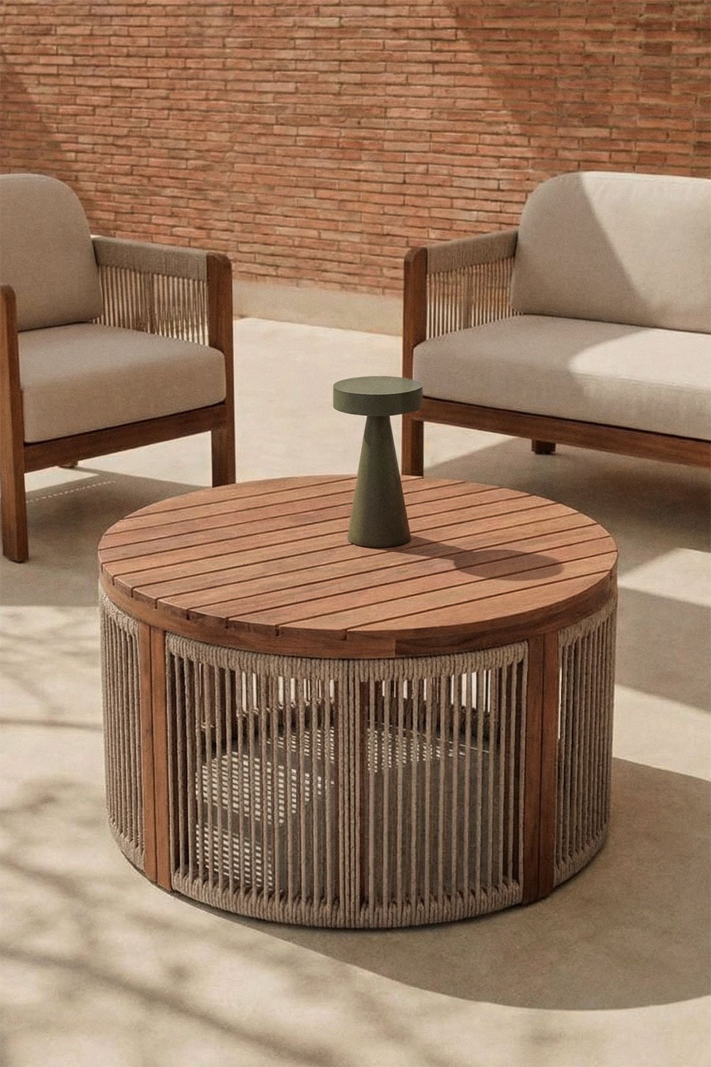 Conjunto de jardín con sofá de 2 plazas, 2 sillones y mesa de centro en madera de acacia Serel, imagen de galer&iacute;a 2